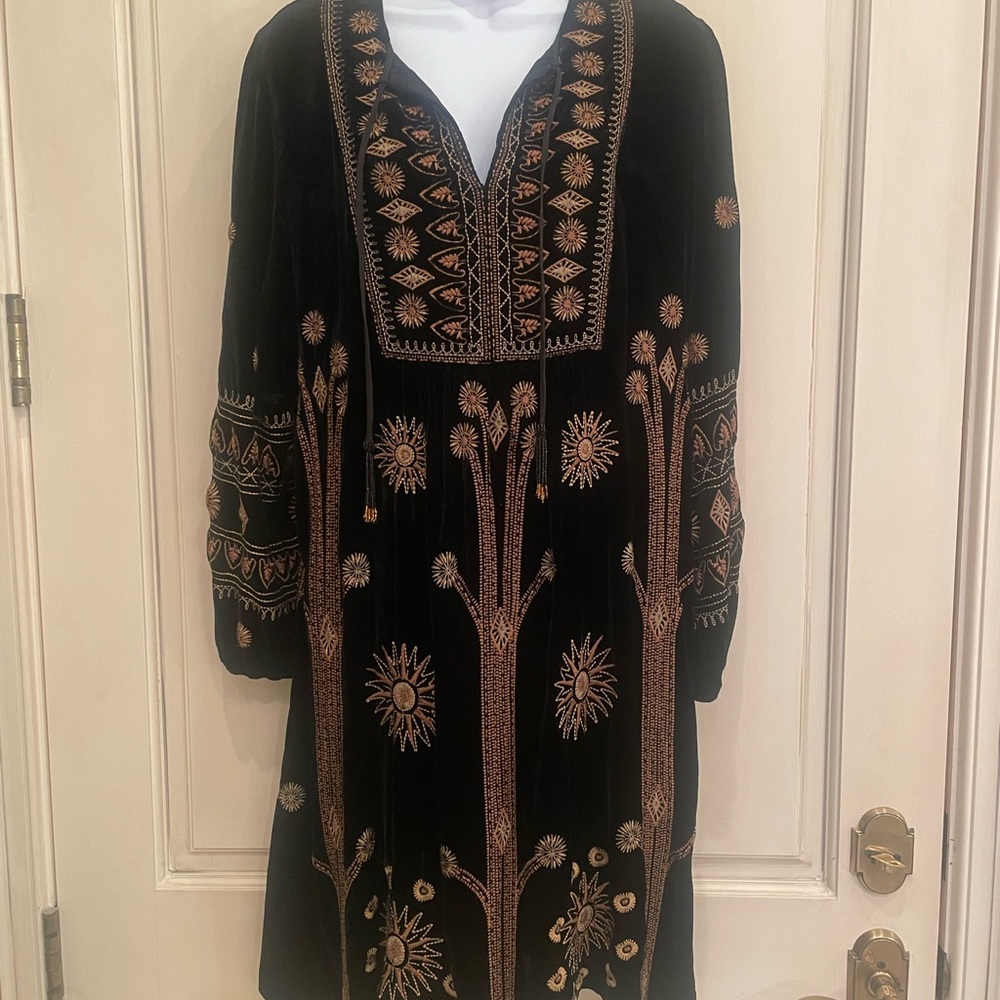 Johnny Was Heidi Velvet Yoke Dress (Black with Tan/Gold Embroidery)
